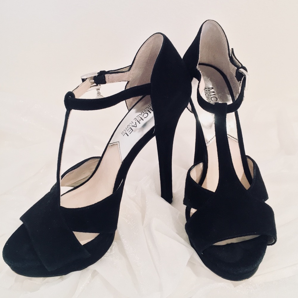Michael Kors Black Suede Pump